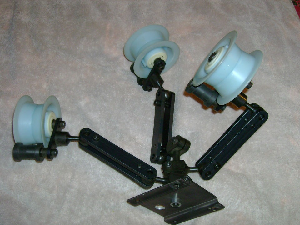   Handling Delivery Swivel Rollers (x3) + Surface Mount used VERY GOOD
