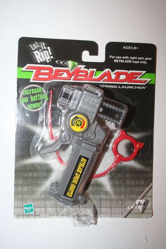 BEYBLADE RIGHT SPIN HASBRO A 4 SPRING LAUNCHER SHOOTER