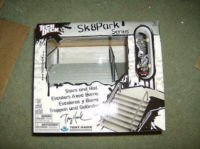Tech Deck, Tony Hawk SK8Park Series Stairs and Rails, w/Birdhouse 