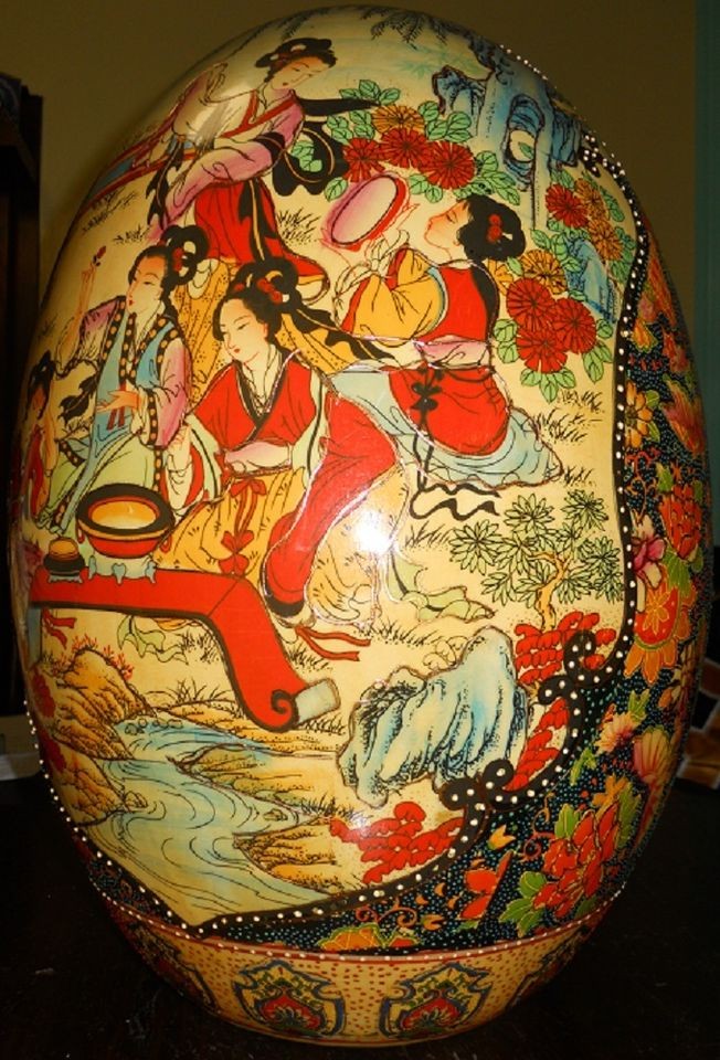 Giant 18 Oriental Satsuma Style Egg with Geishas Beautiful Fine Line