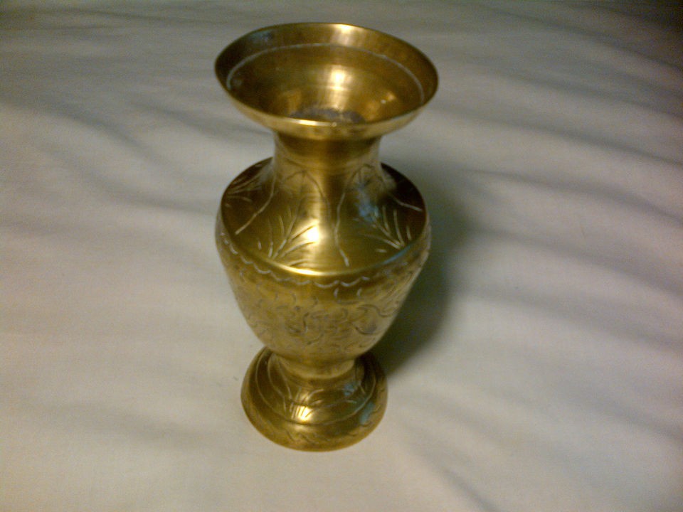 VINTAGE* SOLID BRASS 5.5 FLOWER VASE ENGRAVED w/ DRAGON LEAF DESIGN