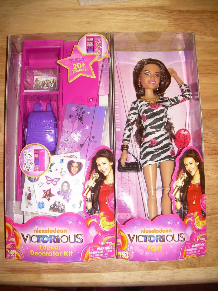 NIB Spin Master 2011 Nickelodeon VICTORIOUS TORI DOLL & LOCKER 