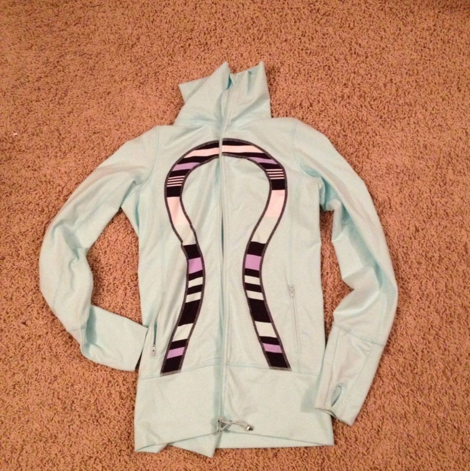 Lululemon In Stride Jacket Size 6  Worn 1x