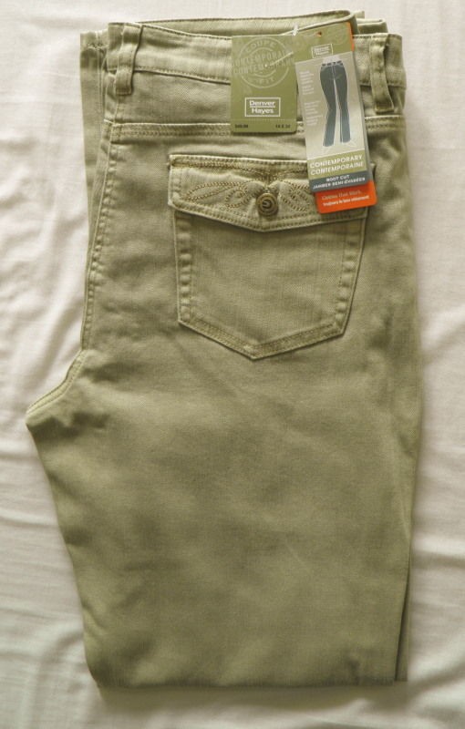 DENVER HAYES LADIES BOOTCUT JEANS   PALE OLIVE   VARIOUS SIZES   NEW 