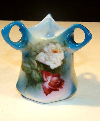 ROYAL BAYREUTH FLORAL TOOTHPICK STYLE ROSE THREE HANDELED VASE