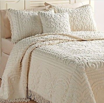 KING   S. Lichtenberg   Medallion Cream Chenille STANDARD SHAMS 