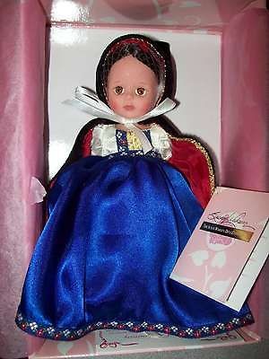 Susan Wakeen 8 Doll Snow White