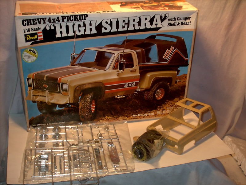 Model Kit Chevy 4x4 Pickup High Sierra w/Camper Shell on PopScreen