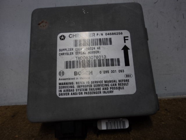 98 99 00 CARAVAN AIR BAG CONTROL MODULE COMPUTER 4686256 1998 1999 