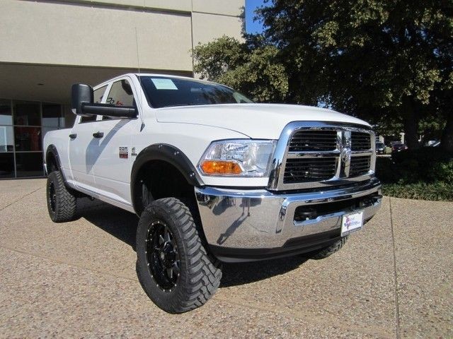 Dodge  Ram 2500 ST 4X4   LIF 2012 Dodge Ram 2500 Crew Cab ST 4X4 