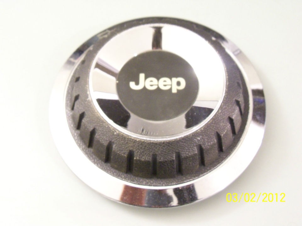 OEM 1984   1991 JEEP WAGONEER CENTER CAP P/N 8952 000 154