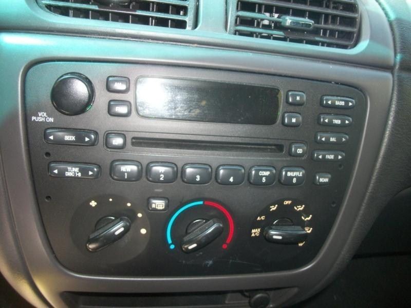 01 02 03 FORD TAURUS AUDIO EQUIPMENT AM FM CD PLAYER