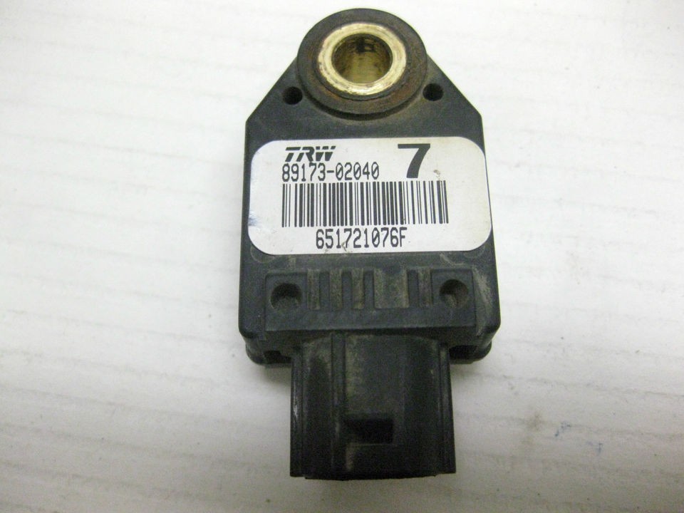 2005 Corolla Impact Airbag Sensor 89173 02040 Front OEM 03 04 05