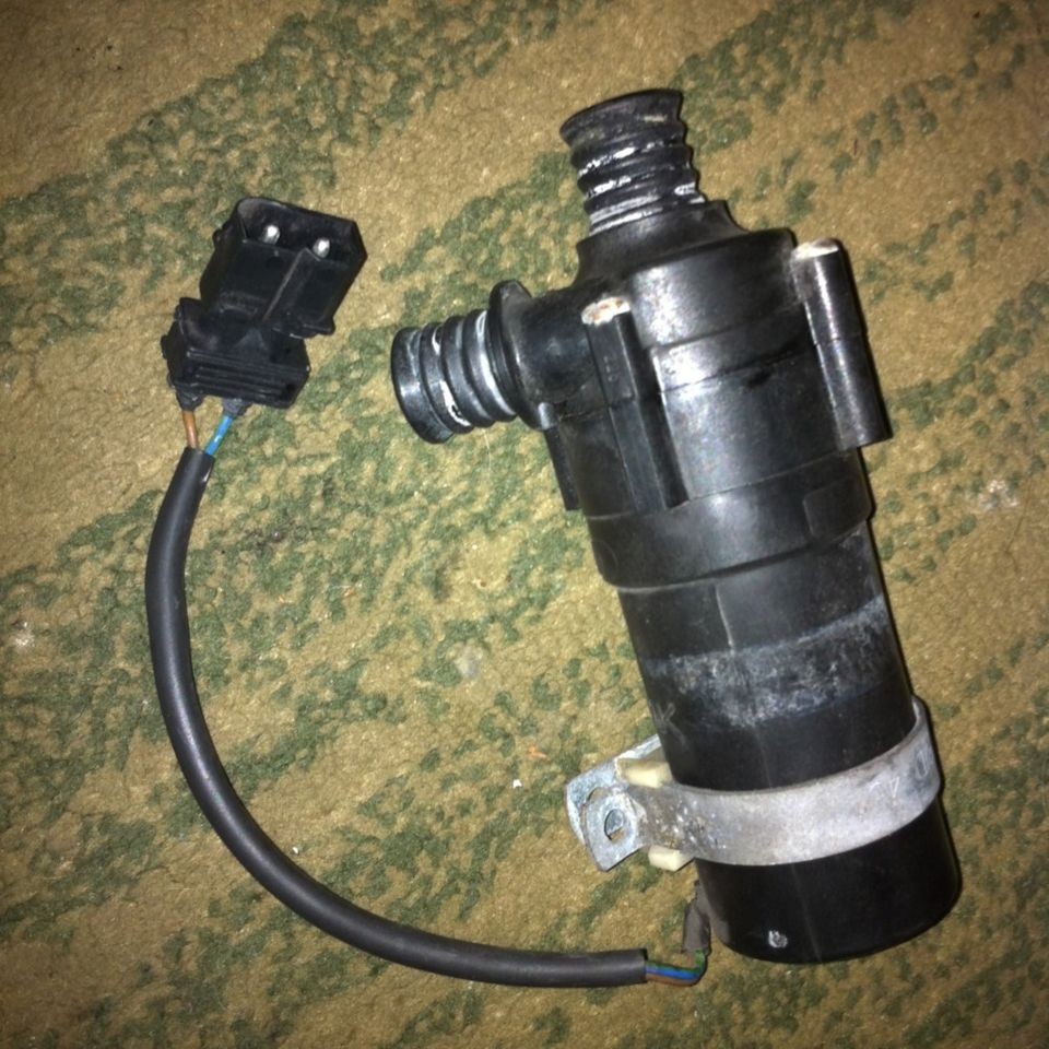 60 DAY GUARANTEE 98 03 BMW 528i E39 528 Auxiliary Pump 8390063 