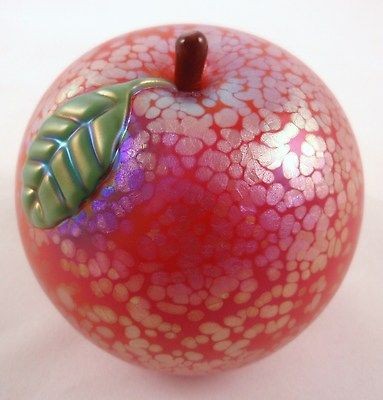 Orient & Flumes Iridescent Red Venetian Apple