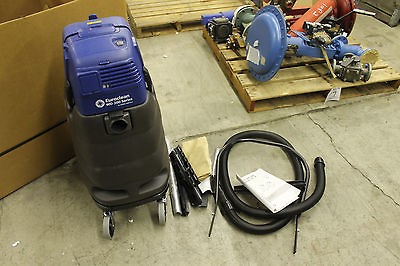 NEW NILFISK ADVANCE EUROCLEAN WD 200 VACUUM