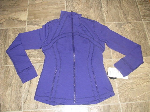 lululemon define jacket 10 in Athletic Apparel