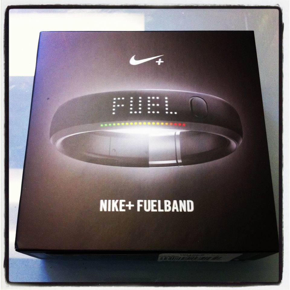   FuelBand Fuel Band Medium M Bracelet Fitness Step Counter Wristband