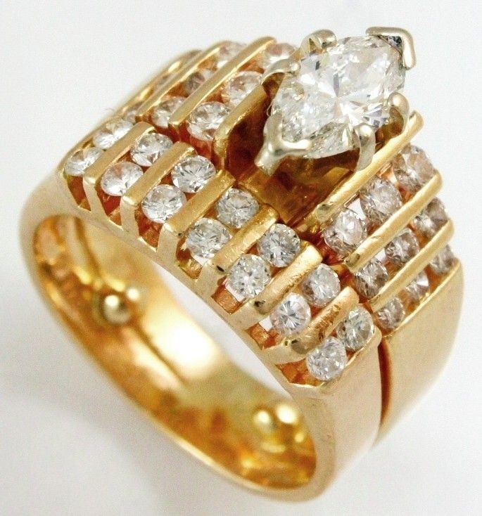   Yellow Gold 1.63 Carat TW 1 Marquise & 32 Round Diamond Wedding Set