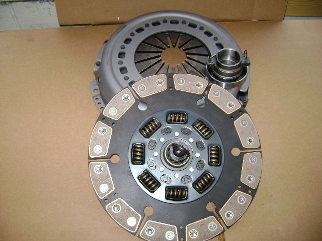 KENNYS PULLING PARTS 01 05 DODGE NV5600 6 SPEED CLUTCH