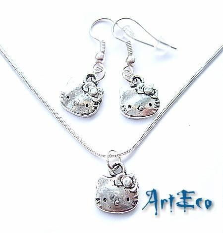 hello kitty chain earring in Earrings