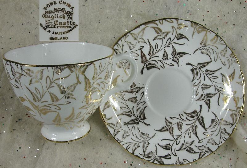 1950’s Vintage Cup & Saucer~Fancy Gold Fern English Castle Bone 