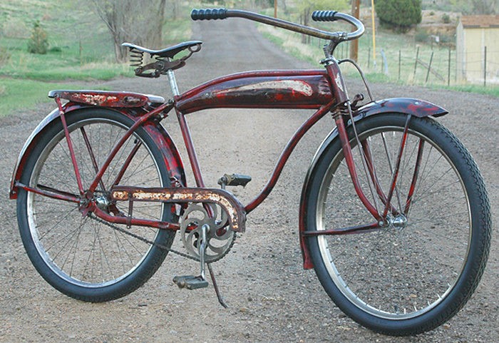   Hawthorne Comet Rat Rod Tank Ballooner Bicycle FatTire Cruiser Bike