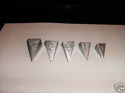 pyramid sinkers in Hooks & Sinkers