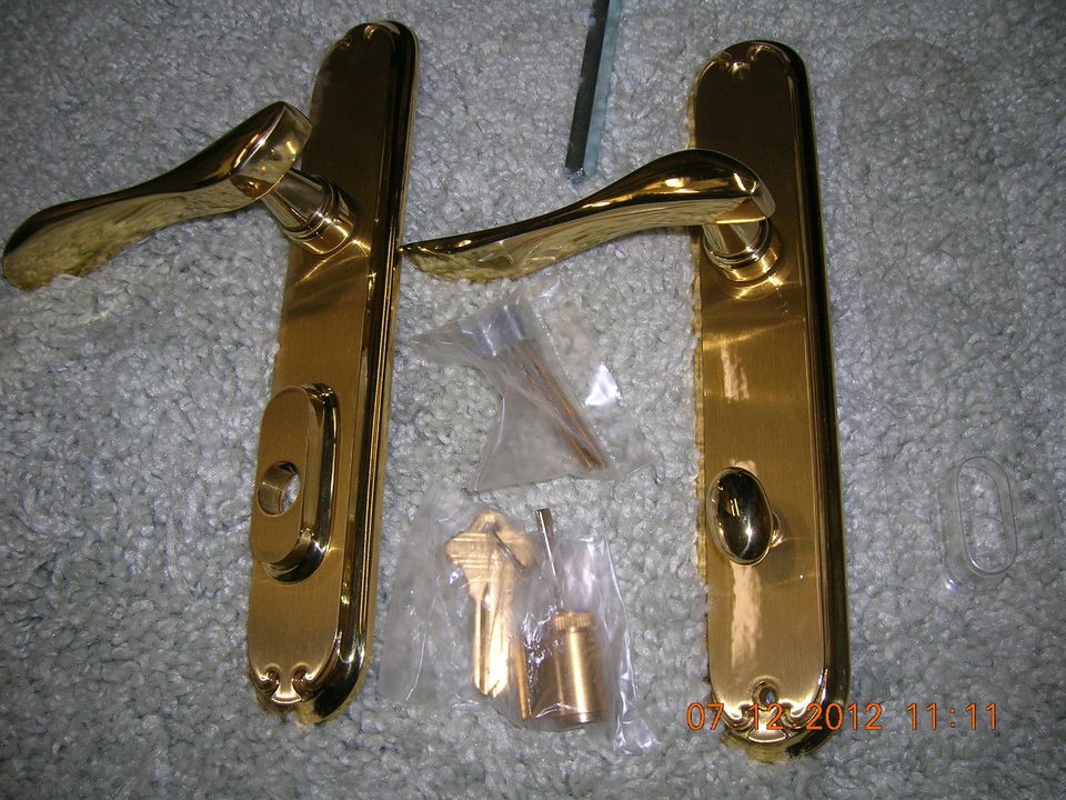 pella door handles in Doors & Door Hardware