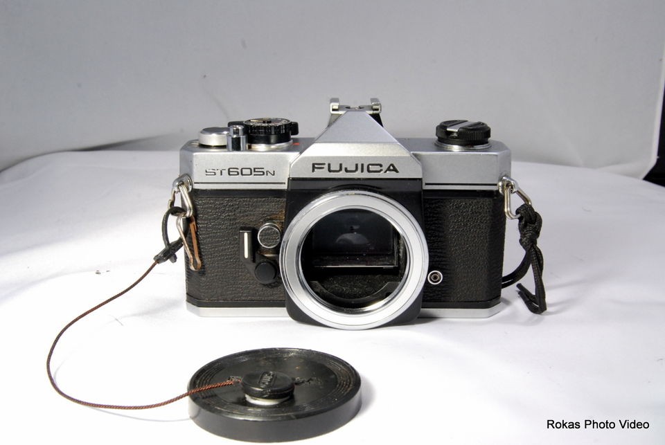 Fujica ST 605 N SLR body only camera by fuji film Pentax M42