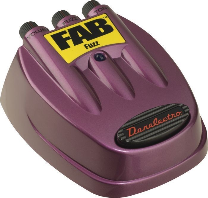 DANELECTRO FAB FUZZ D 7 GUITAR EFFECTS PEDAL VINTAGE DISTORTION SOUND