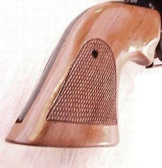 Grips Ruger Super Blackhawk Sile Target Walnut 1970s Mint #GRsilS47