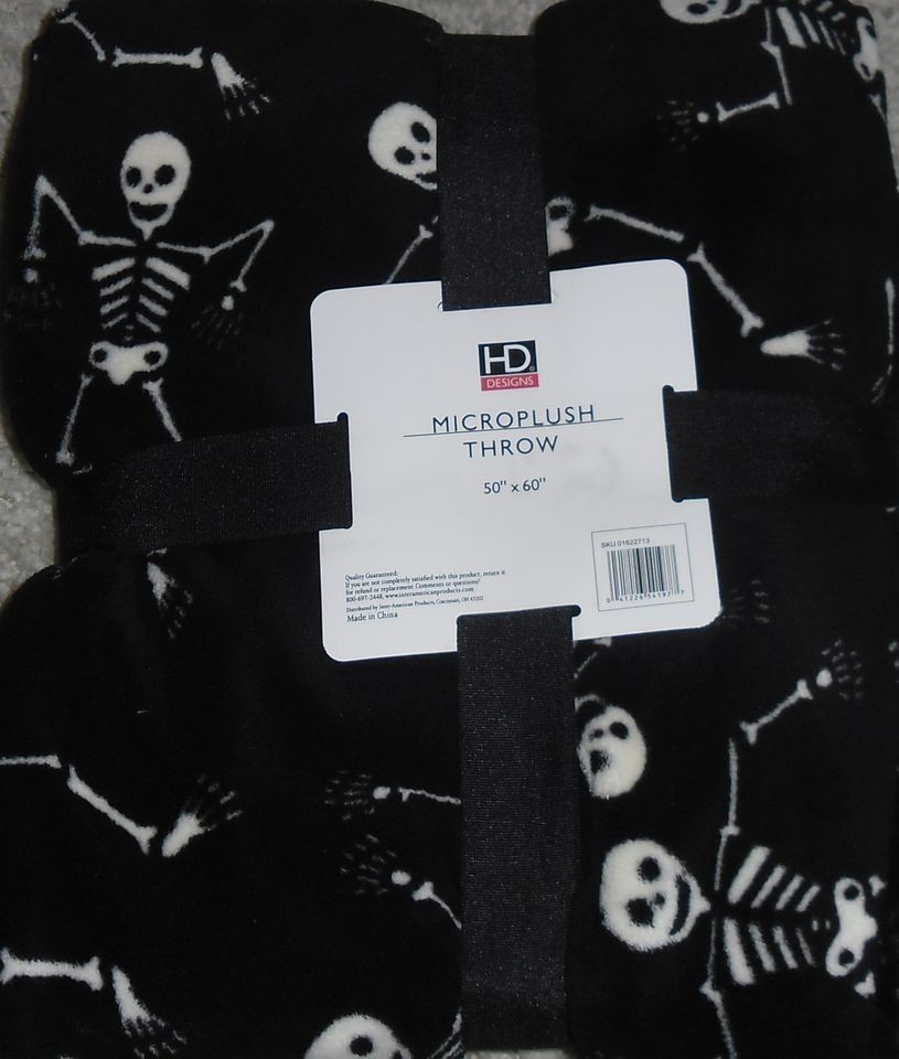 HALLOWEEN SKELETON MIRCROPLUSH THROW BLANKET NEW SUPER PLUSH 50 X 60 