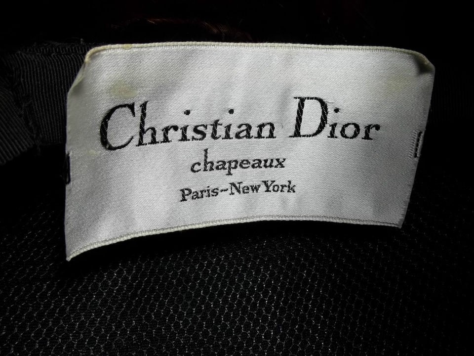 CHRISTIAN DIOR CHAPEAUX WOMANS HIGH END HAT FEATHER PEACOCK VINTAGE