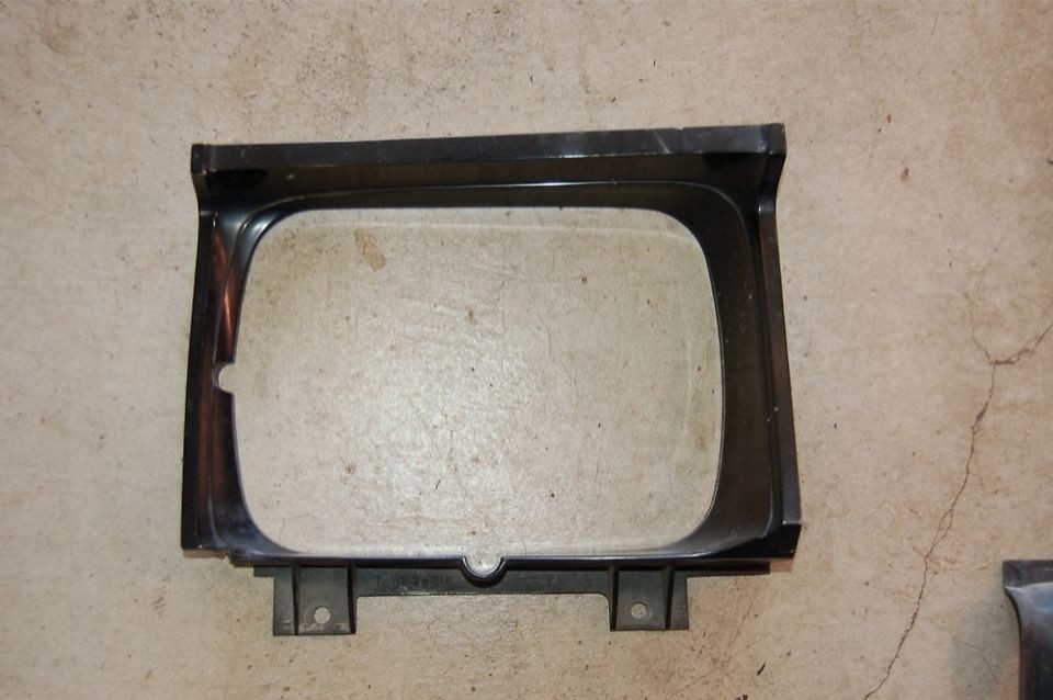   1981 1982 1983 1984 1985 Chevrolet Citation X 11 headlight bezel Right