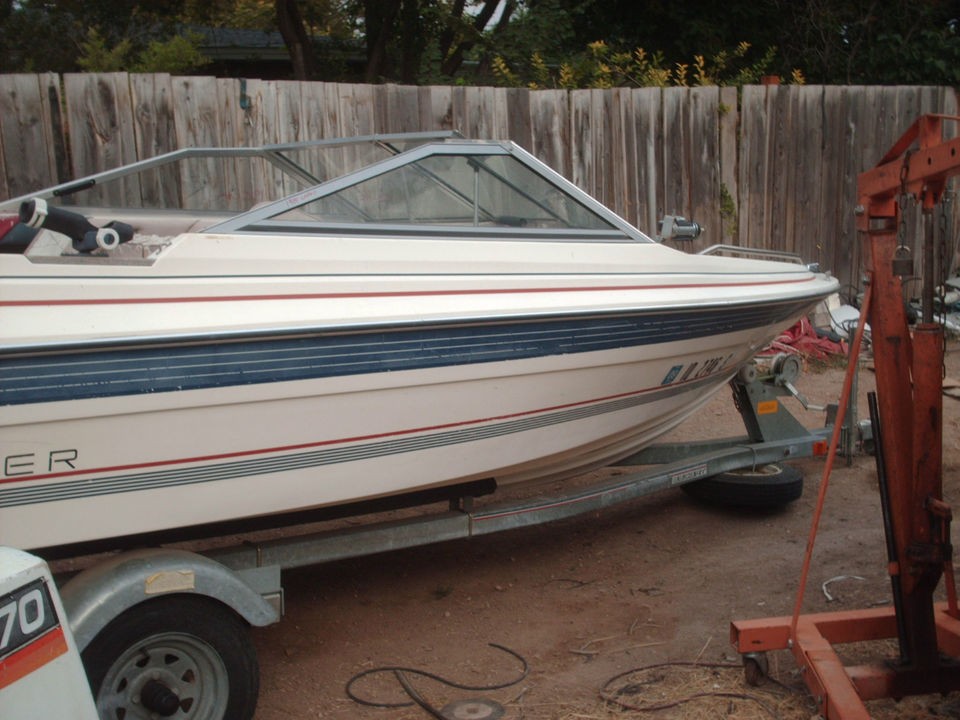 1985 Bayliner Capri Windshield