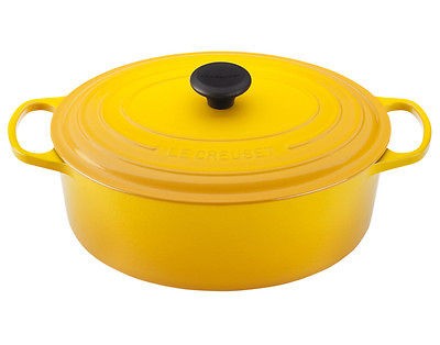 le creuset dutch oven in Home & Garden