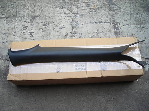 93 96 CAMARO RS Z28 LH T TOP WINDSHIELD POST TRIM GREY DARK GRAY 