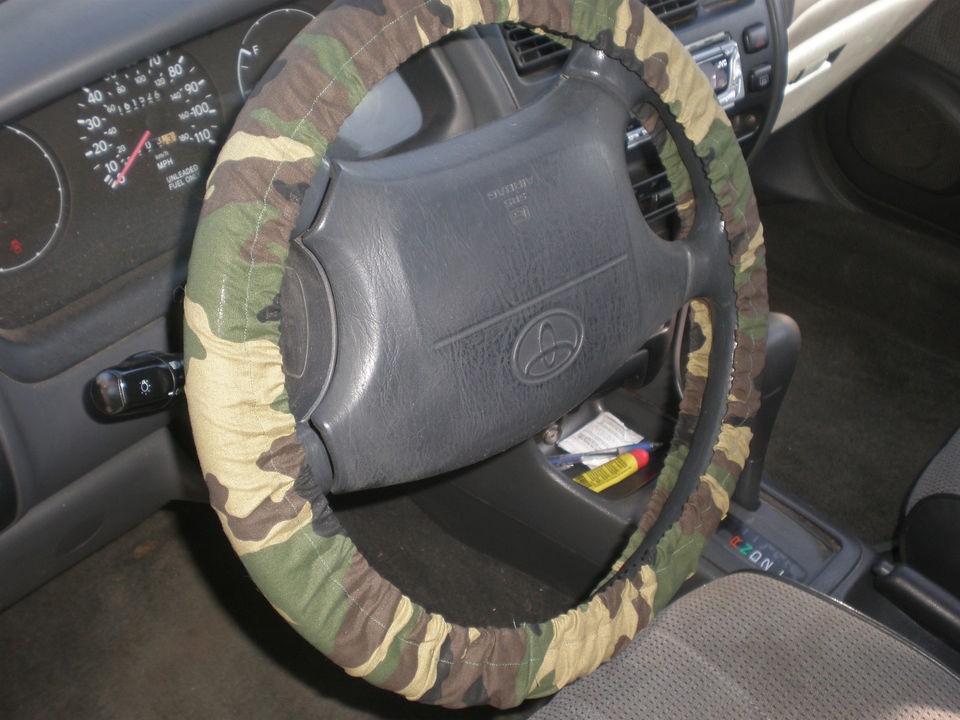 camo steering wheel cover in Parts & Accessories