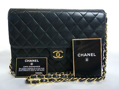 chanel lambskin in Womens Handbags & Bags