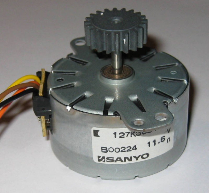 Sanyo Alternator   Wind Water Hydro Permanent Magnet Small Alternator 