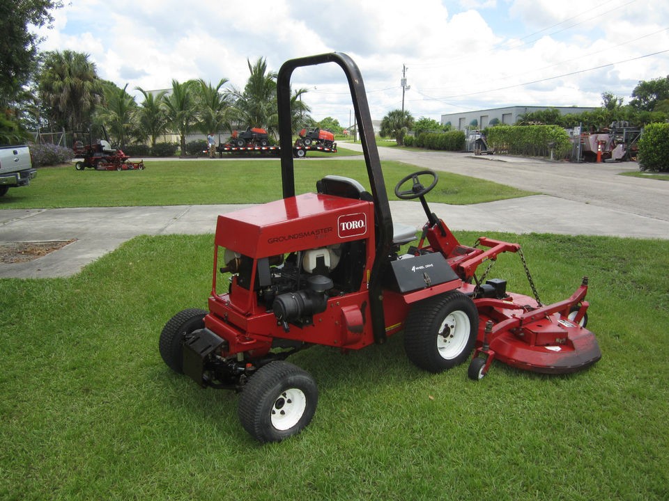   328D 72 Rotary Mower Kubota Diesel 4 Wheel Drive Depenpable