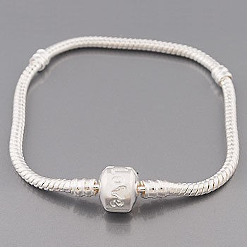   *1X Snake Chain Bracelet fit for large hole charms*7 Sizes Baby lady