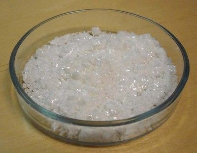 silver nitrate (crystal, crystals, powder, chemist)
