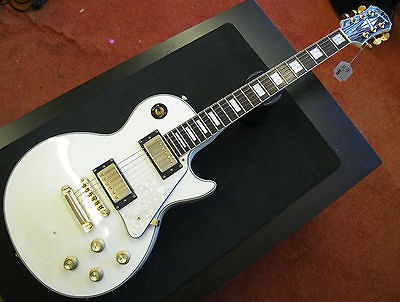 EPIPHONE LES PAUL CUSTOM