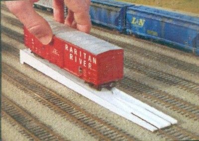 Toys & Hobbies  Model Railroads & Trains  N Scale