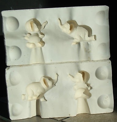 PAIR OF MINIATURE ELEPHANTS   Alberta Mold #B2   OCF#927