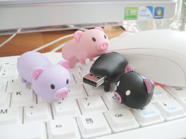 Mini Cute Pig Model USB Memory Stick Flash Pen Drive 8 32GB