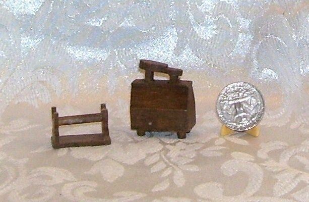 VINTAGE DOLLHOUSE MINIATURE WOOD SHOE SHINE BOX AND STAND