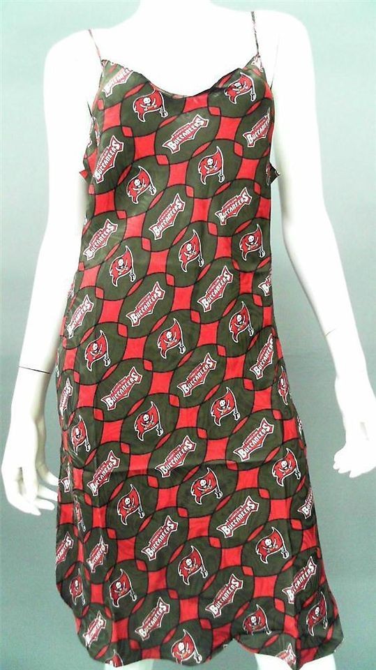 NFL Tampa Bay Buccaneers Misses M Silk Nightie Pewter Red Logo 